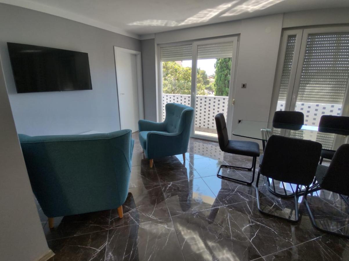 Apartment Modern Ana